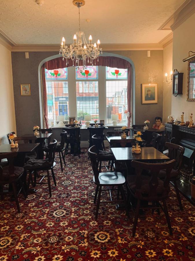 Guest house The Woodleigh Family Hotel *