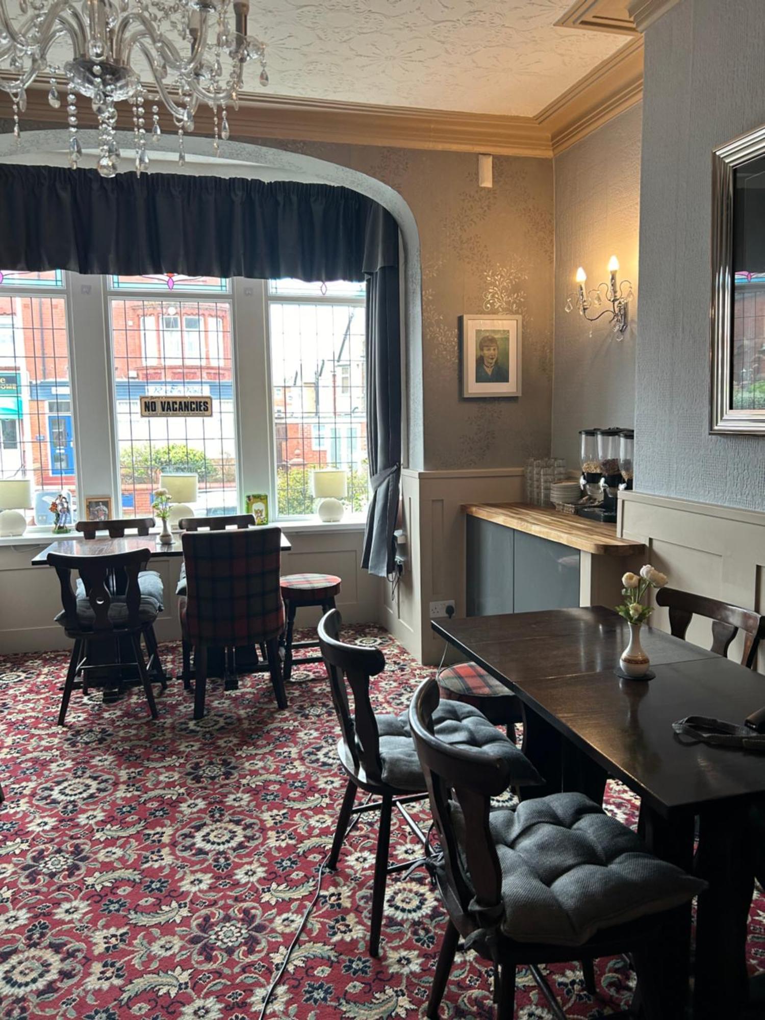 The Woodleigh Family Hotel