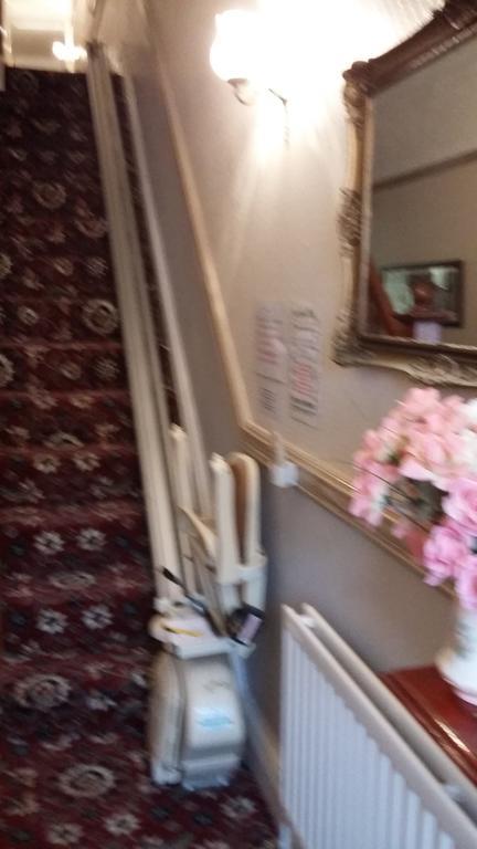 Guest house The Woodleigh Family Hotel *